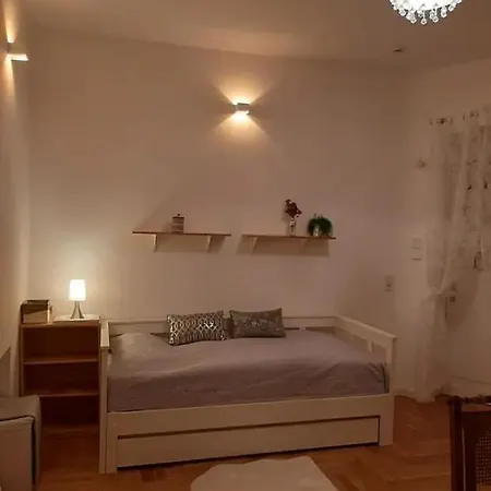 Cosy One Bedroom Appartamento Berlino