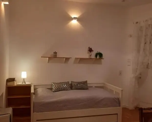 Cosy One Bedroom Apartment Berlin